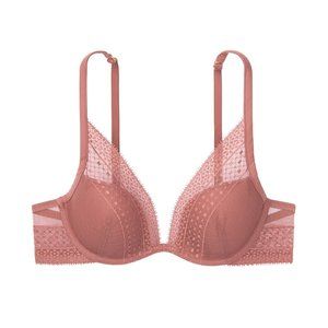 Victoria's Secret Incredible Lace Plunge Bra NWT